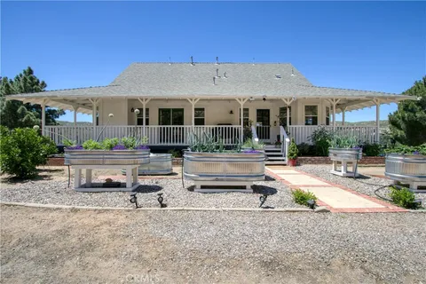 47600 Twin Pines Road, Banning, CA 92220