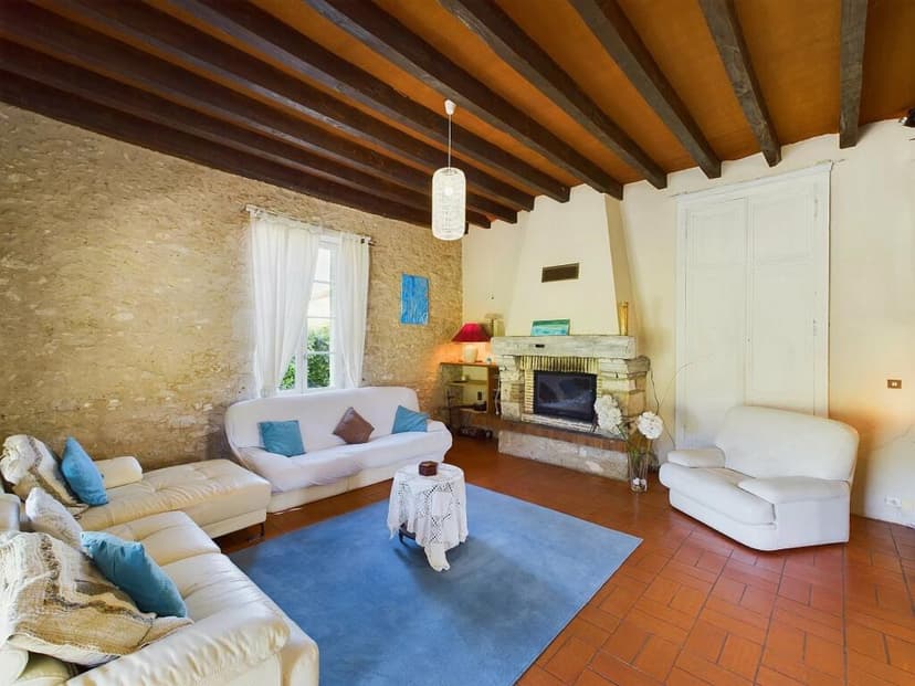 Additional image 3 of Aquitaine, Lot-et-Garonne, Monflanquin, France