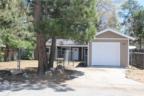 599 Orange Avenue, Sugarloaf, CA 92386