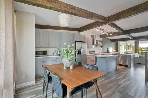 2335 Caringa Way Unit 26, Carlsbad, CA 92009