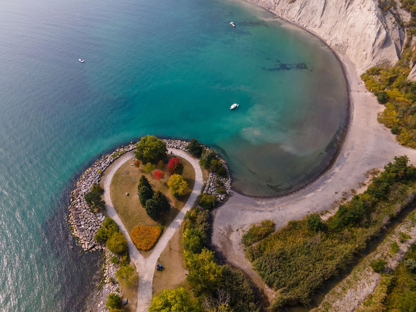 Additional image 3 of Courcelette Condo