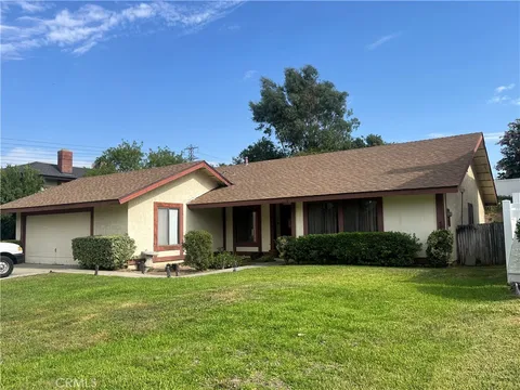 25841 Lawton Avenue, Loma Linda, CA 92354