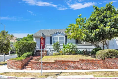 1121 S Wycliff Avenue, San Pedro, CA 90732