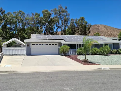 28357 Portsmouth Drive, Menifee, CA 92586