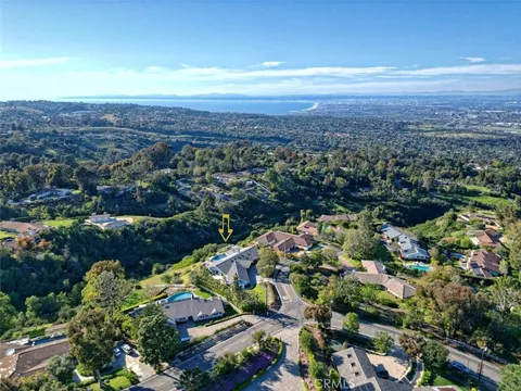 2 El Concho Lane, Rolling Hills, CA 90274