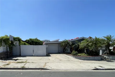 9359 Guild Avenue, San Diego, CA 92123