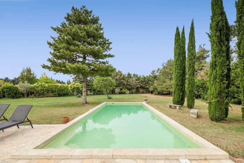 Additional image 2 of Provence-Alps-Cote d`Azur, Bouches-du-Rhône, Châteaurenard, France