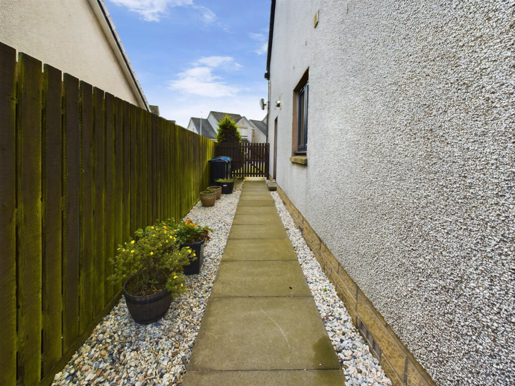 Additional image 45 of Lochinch Walk, Aberdeen, AB12