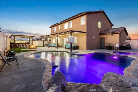 2213 Falcon Drive, Barstow, CA 92311
