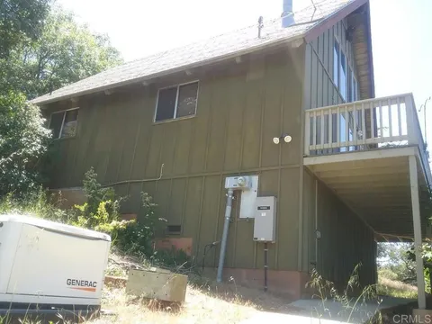 935 Kenison Drive, Julian, CA 92036