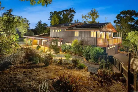 1217 Cedar Street, Ramona, CA 92065