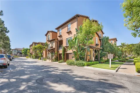 724 E Valencia Street, Anaheim, CA 92805