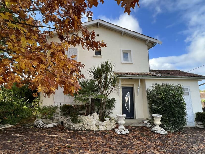 Additional image 2 of Aquitaine, Lot-et-Garonne, Miramont-de-Guyenne, France