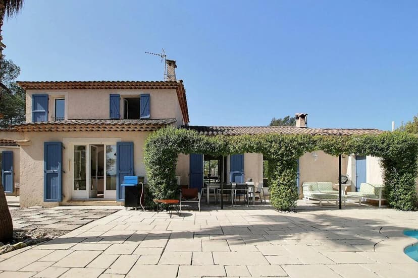 Primary image of Fayence, Provence-Alpes-Cote d'Azur, 83440, France