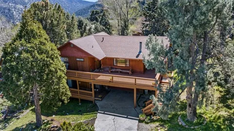 2504 Arbor Drive, Pine Mountain Club, CA 93225