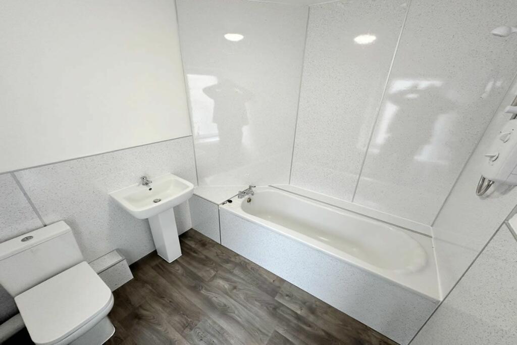 Additional image 5 of 1B, Walker Place, Aberdeen, AB118BQ