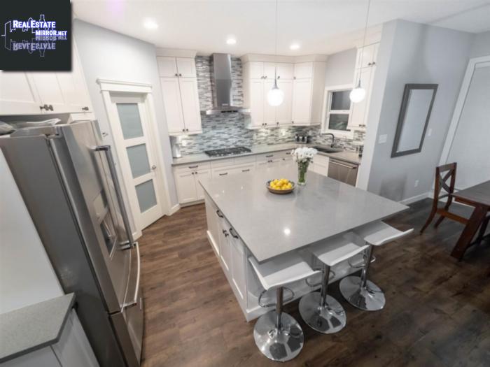 17915 9 Av SwEdmonton, Alberta, T6W3J9, Canada
