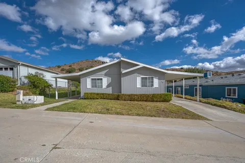 33105 Santiago Road Unit 70, Acton, CA 93510