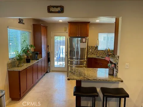 4140 Manchester Place, Riverside, CA 92503