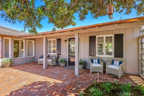 385 Hawthorne Road, Laguna Beach, CA 92651