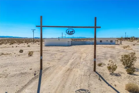 1282 Morongo Road, 29 Palms, CA 92277