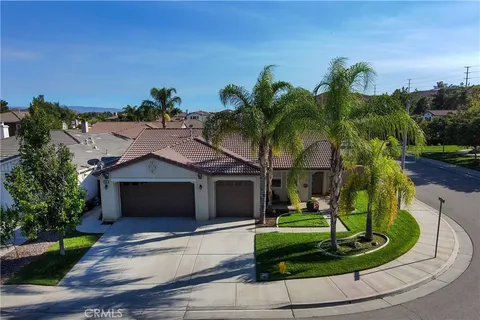 29061 Rambling Brook Drive, Menifee, CA 92585