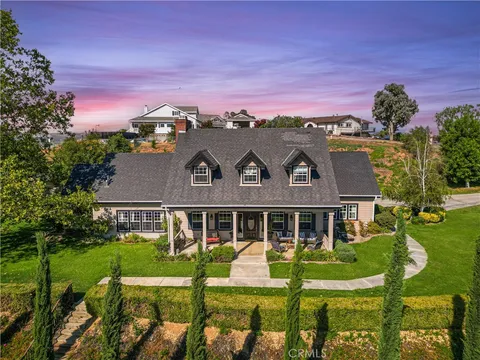 31819 Highview Drive, Redlands, CA 92373