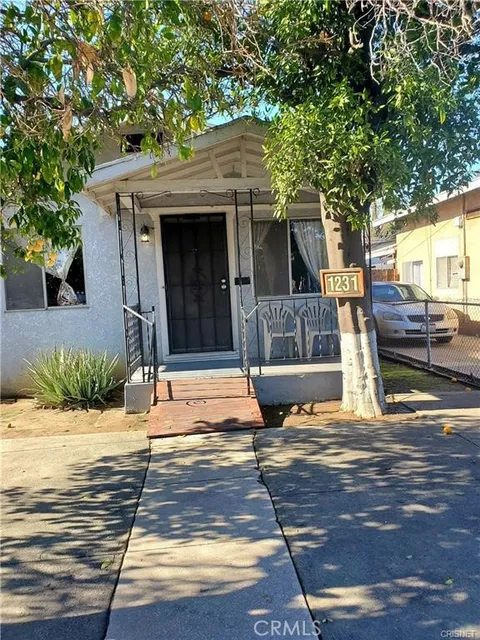 1231 S Rowan Avenue, Los Angeles, CA 90023