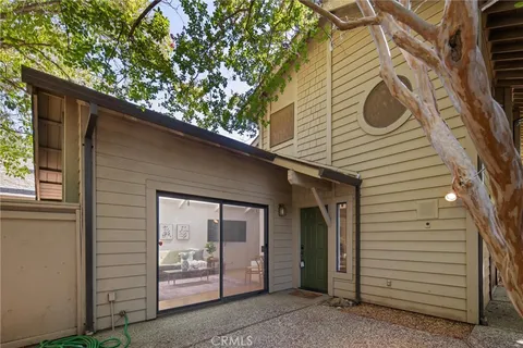 2411 Holly Avenue, Chico, CA 95926