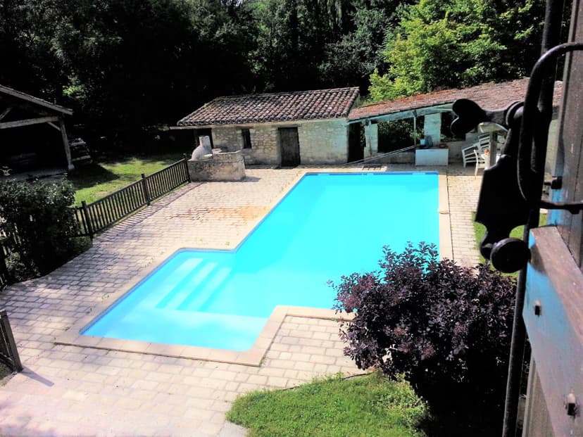 Additional image 2 of Midi-Pyrenees, Tarn-et-Garonne, Montaigu-de-Quercy, France