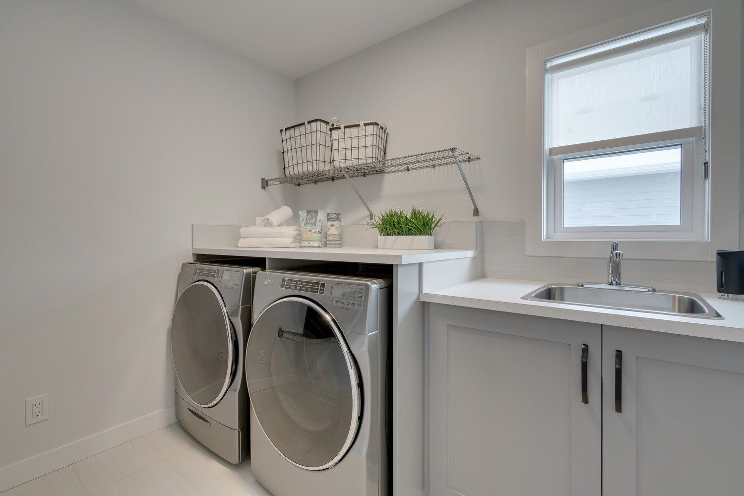 Additional image 25 of Legacy