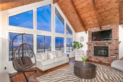 1243 Klondike Drive, Lake Arrowhead, CA 92352