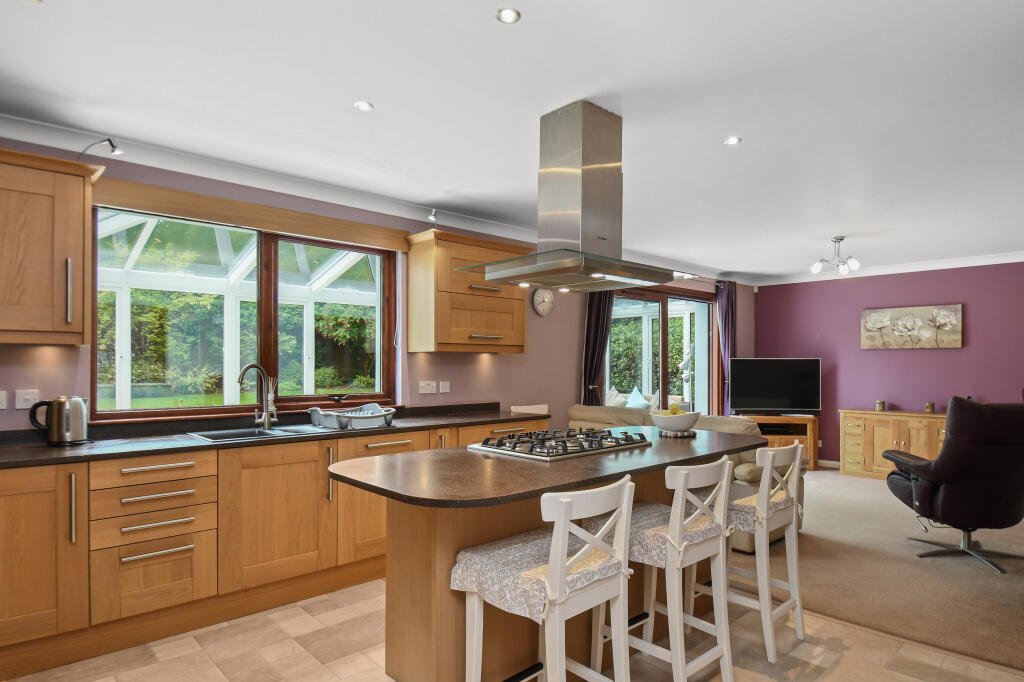 Additional image 36 of High Street, Laurencekirk, AB30