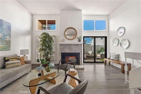 1908 Vanderbilt Lane Unit E, Redondo Beach, CA 90278