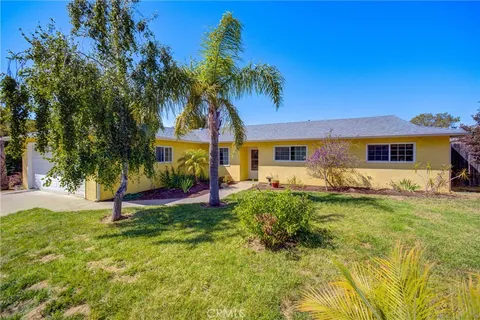 811 E Foster Road, Santa Maria, CA 93455