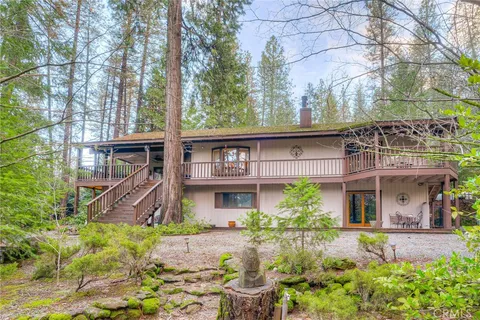 15417 Nopel Avenue, Forest Ranch, CA 95942