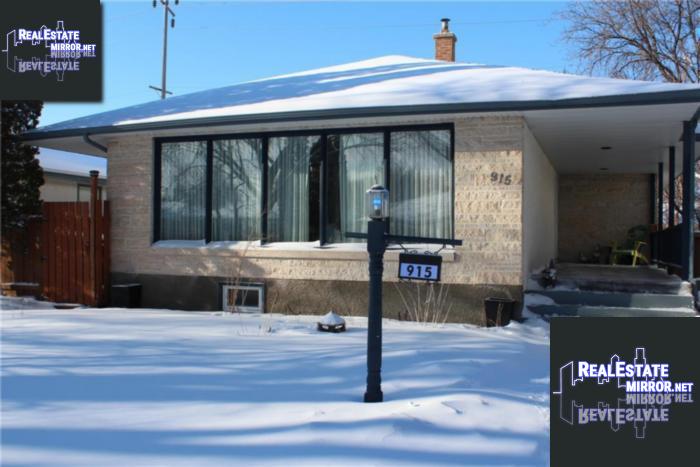 915 Campbell StWinnipeg, Manitoba, R3N1C8, Canada