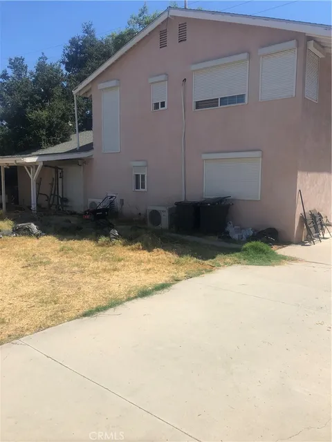 10745 De Soto Ave, Chatsworth, CA 91311