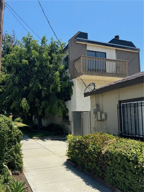 1999 Stanley Avenue Unit 1, Signal Hill, CA 90755