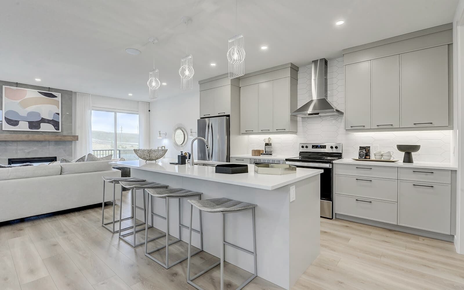 Additional image 3 of Front Garage Collection at Livingston