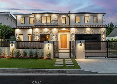 14837 Sutton Street, Sherman Oaks, CA 91403