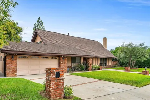 19860 Greenbriar Drive, Tarzana, CA 91356