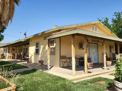 32500 Hinkley Road, Barstow, CA 92311