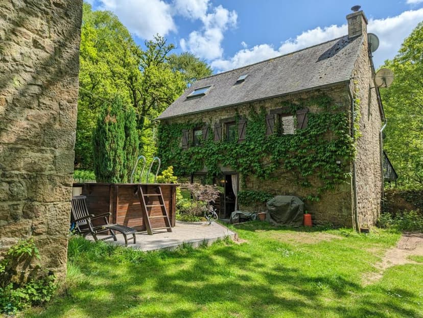 Additional image 2 of Brittany, Morbihan, Guémené-sur-Scorff, France