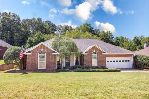 2109 Walker Court, Phenix City, AL 36867