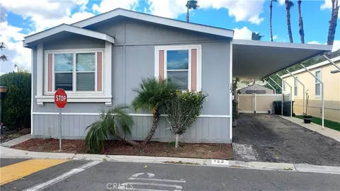 2851 S La Cadena #123, Colton, CA 92324