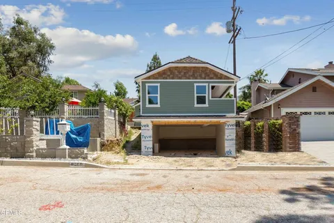 6209 Mayfield Avenue, La Crescenta, CA 91214