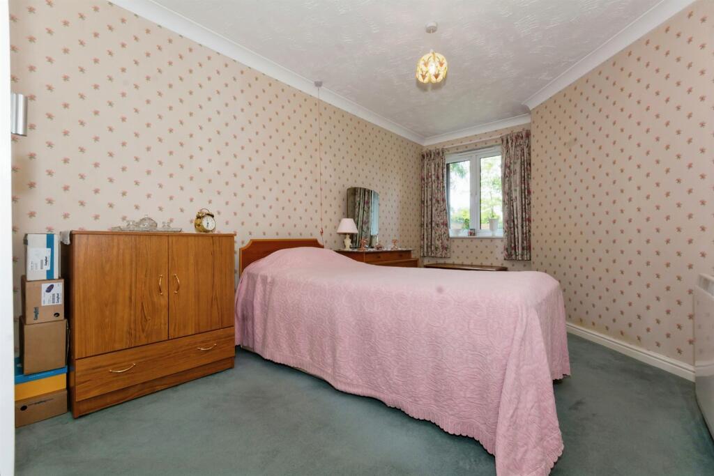 Additional image 10 of Stratford Road, Hall Green, Birmingham