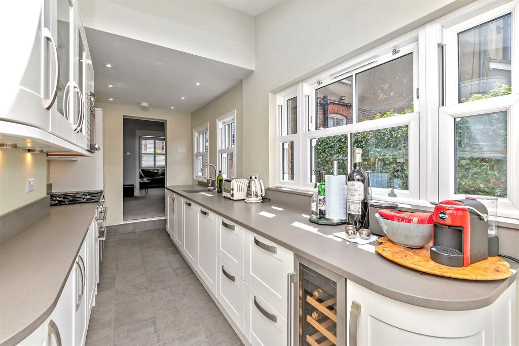 Additional image 9 of West View Road, St Albans