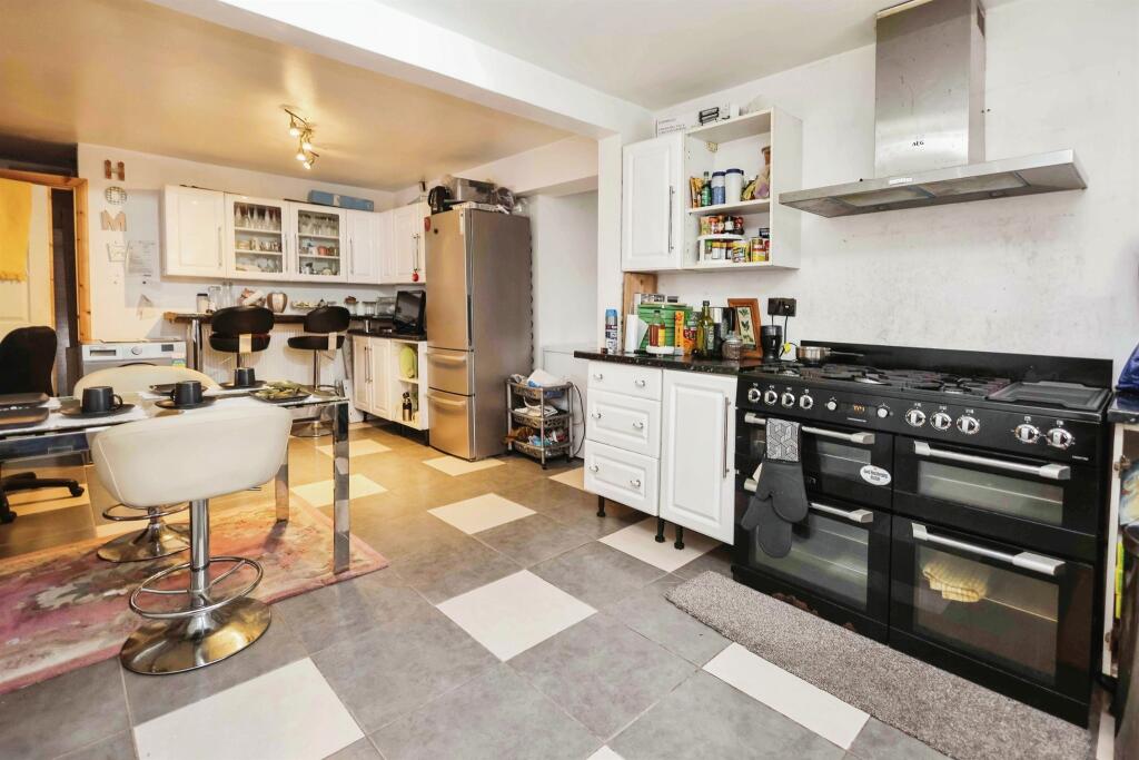 Additional image 18 of Priors Way, Birmingham